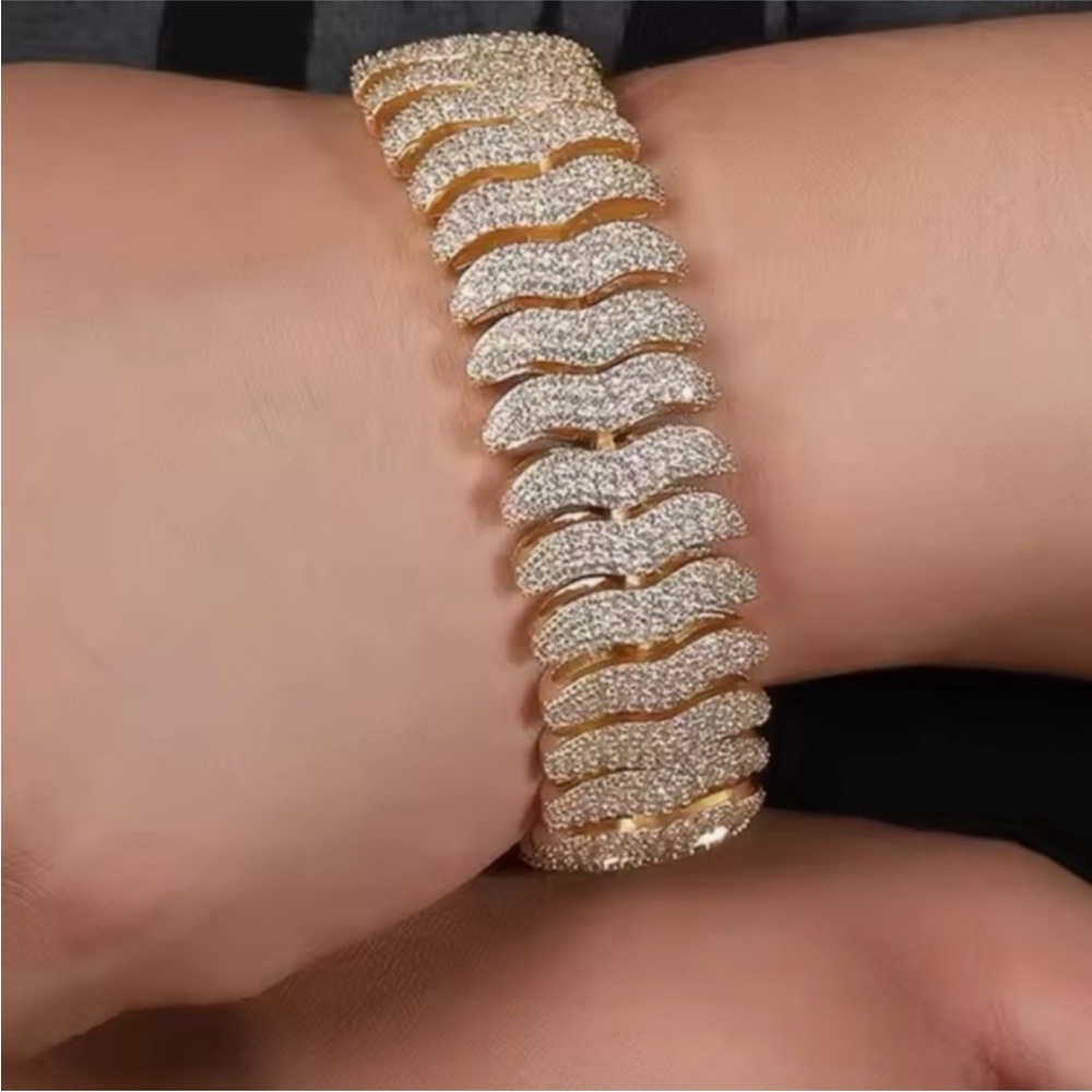 18k 8ct Bracelet - Picture 4 of 9